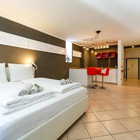 Apartment Bolzano アパート *